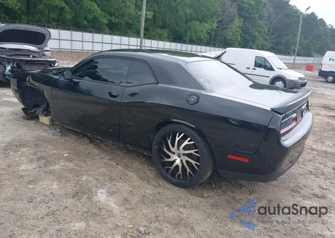 2018 Dodge Challenger Sxt z USA, uszkodzony, nr VIN 2C3CDZAG8JH297327